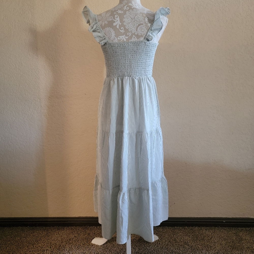 NWT Available Women's Smocked Tiered Striped Maxi Dress Sz L - Picture 3 of 5